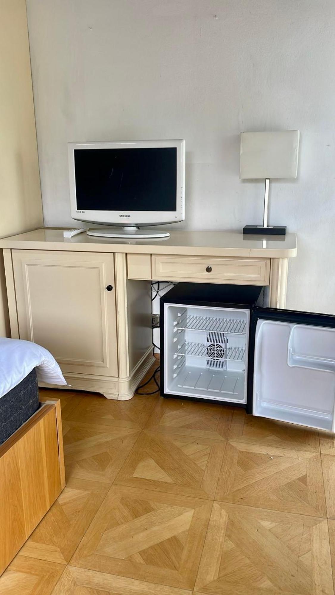 See-Hotel Seeschau - Direkt Am Bodenseeufer ไรเชอเนา ภายนอก รูปภาพ